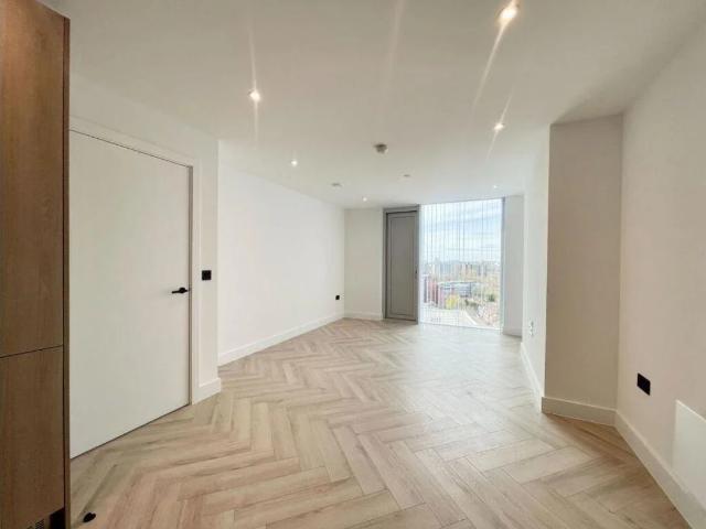Flat for rent in City Centre, Salford