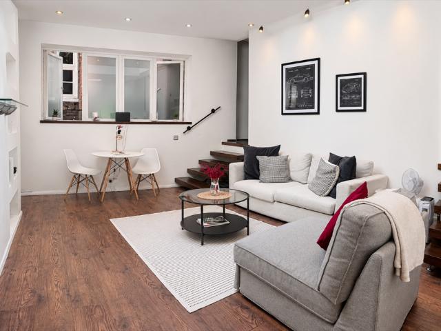 Flat for rent in South Kensington, Greater London