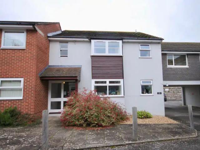 Flat for rent in Fordington