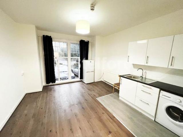 Flat for rent in Muswell Hill, Isle Of Man