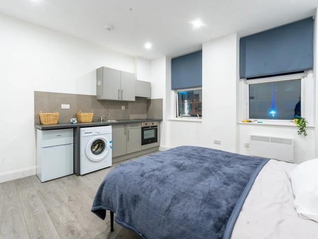 Flat for rent in Browning Estate, Greater London