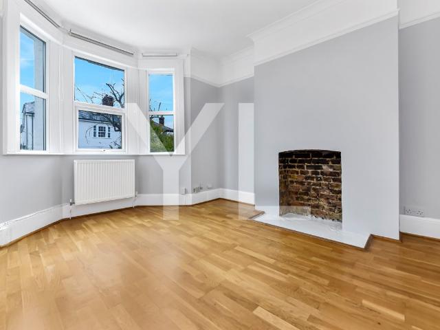 Apartment for rent in East Greenwich, Greater London