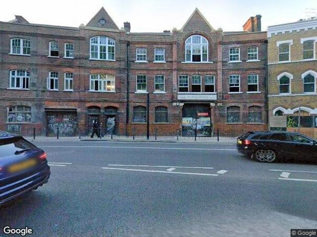 Flat for rent in London Borough of Tower Hamlets, Greater London