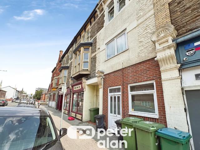 Flat for rent in Pillgwenlly, Wales