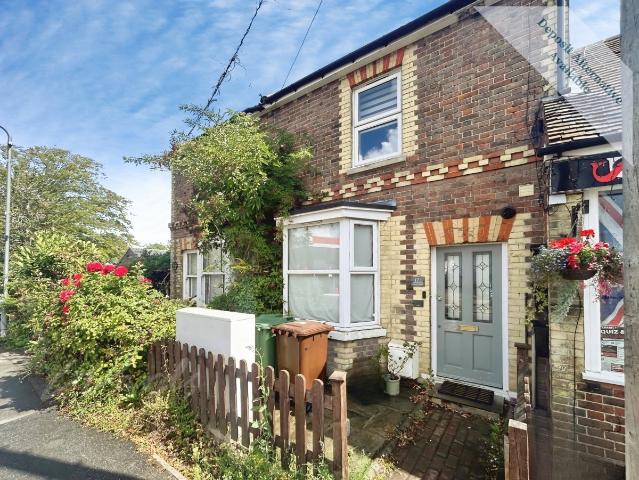 Flat for rent in Sandown Park, Kent
