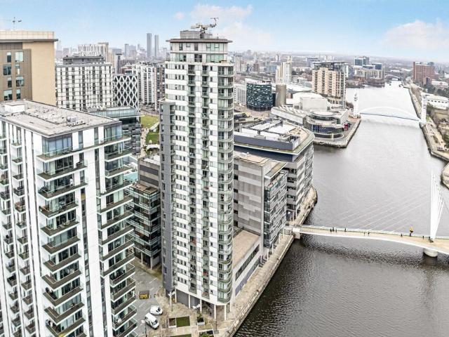 Flat for rent in City Centre, Georgia