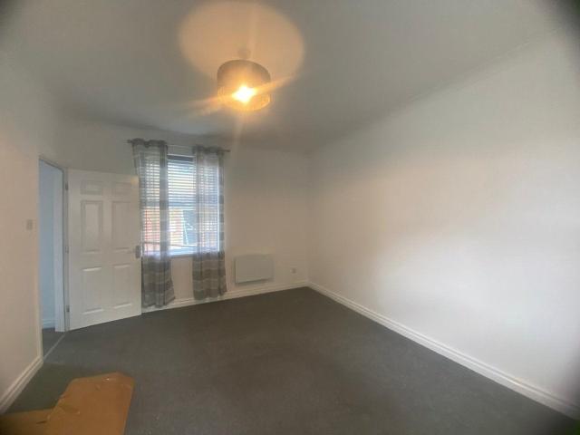 Flat for rent in Darlington, Pierremont