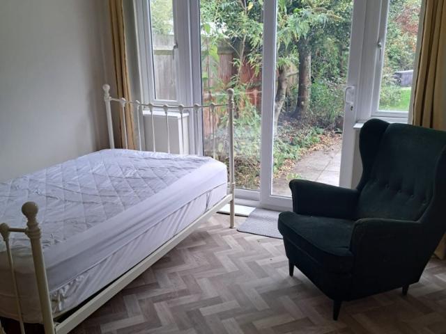 Flat for rent in Milverton, Warwick