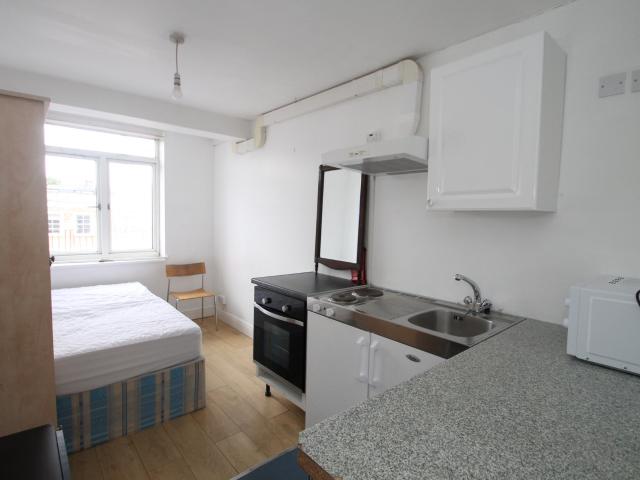 Flat for rent in London Borough of Islington, Greater London