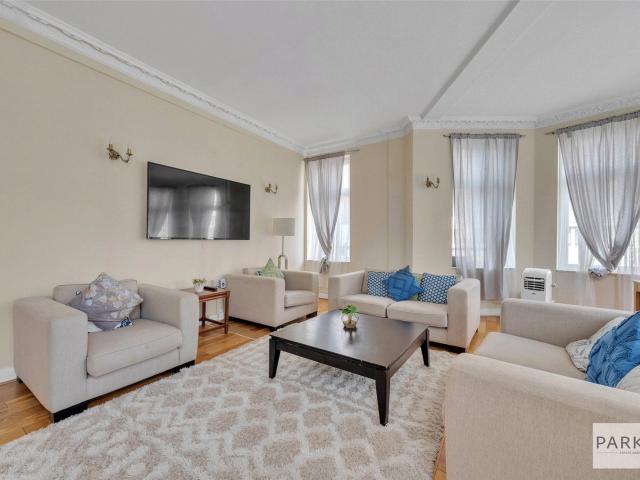 Apartment for rent in Paddington, Greater London