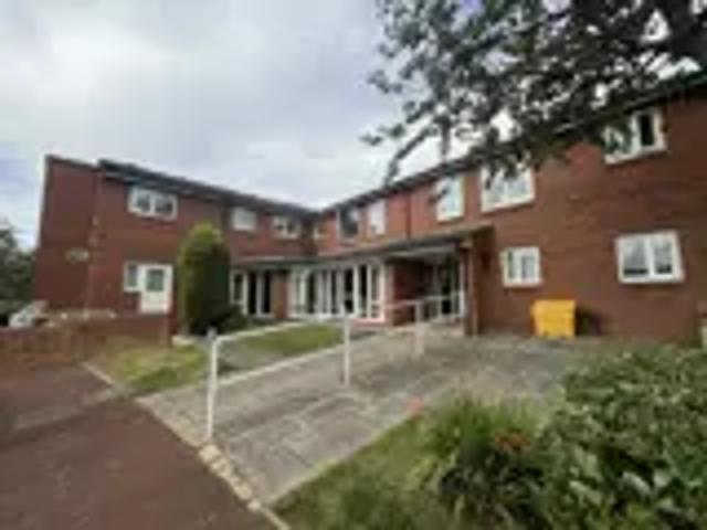 Flat for rent in Whickham, Tyne And Wear