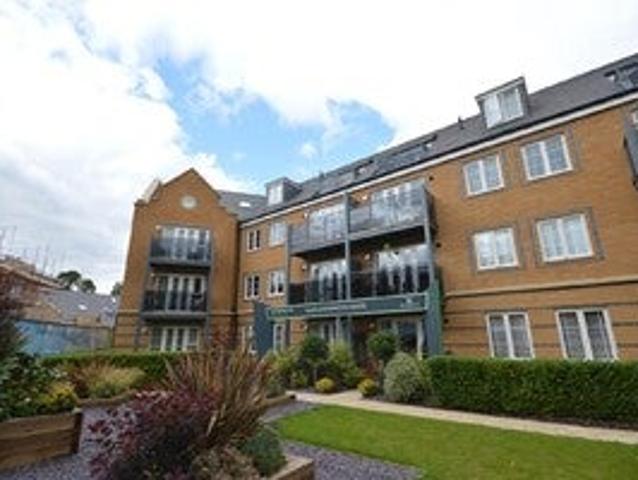 Flat for rent in Hertford, Colliers End