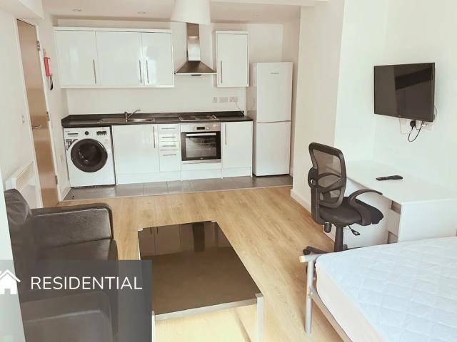 Flat for rent in St Matthew's, Old Wharf