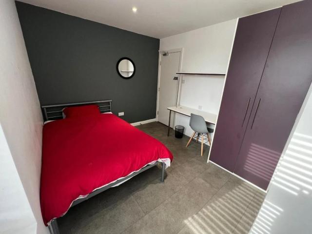 Flat for rent in Stoke, Stoke-on-Trent
