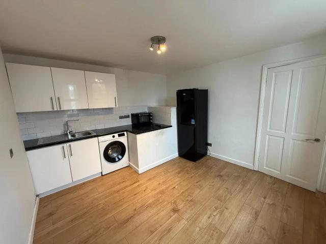 Flat for rent in Hyde Park, South Yorkshire