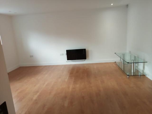 Flat for rent in Friern Barnet, Greater London