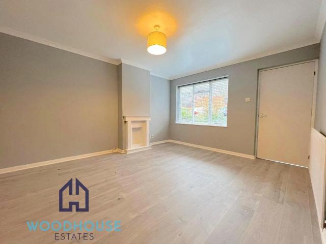 Flat for rent in North Finchley, Greater London