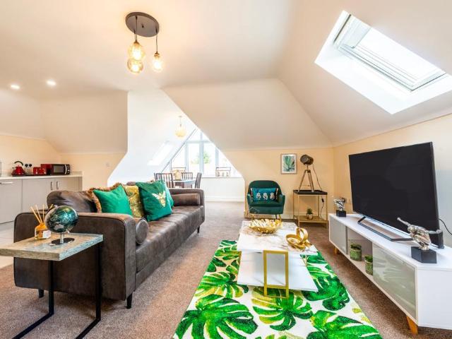 Flat for rent in London Borough of Harrow, Greater London