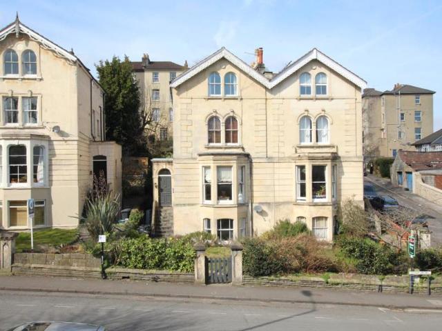 Flat for rent in Cotham, Bristol