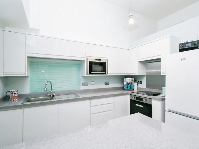 Flat for rent in Gibbonsdown, Barry