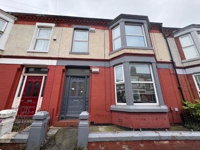 Flat for rent in Allerton, Calderstones