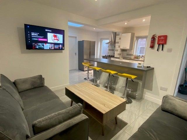 Flat for rent in Cinderhill, Haddon