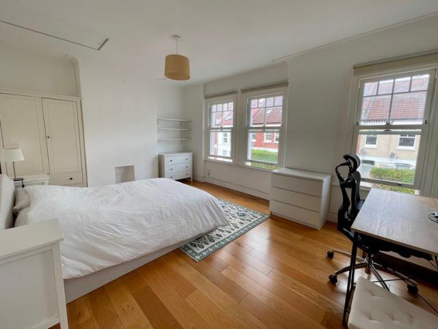 Flat for rent in London Borough of Wandsworth, Greater London