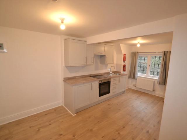Flat for rent in Coolham, Horsham