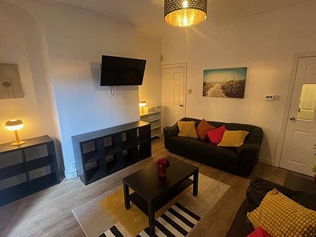 Flat for rent in Sharrow Vale, South Yorkshire