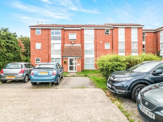 Flat for rent in Broxbourne, Hertfordshire