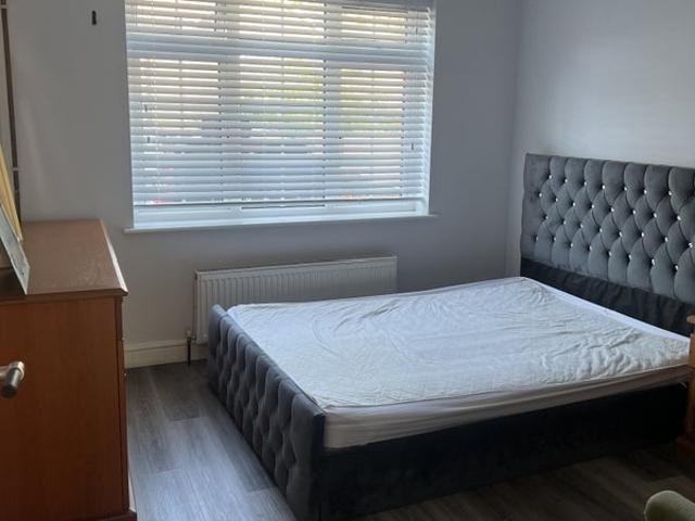 Flat for rent in West Green, Crawley