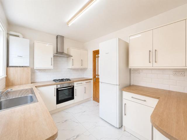 Flat for rent in London Borough of Hounslow, Greater London