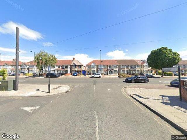 Flat for rent in London Borough of Ealing, Greater London