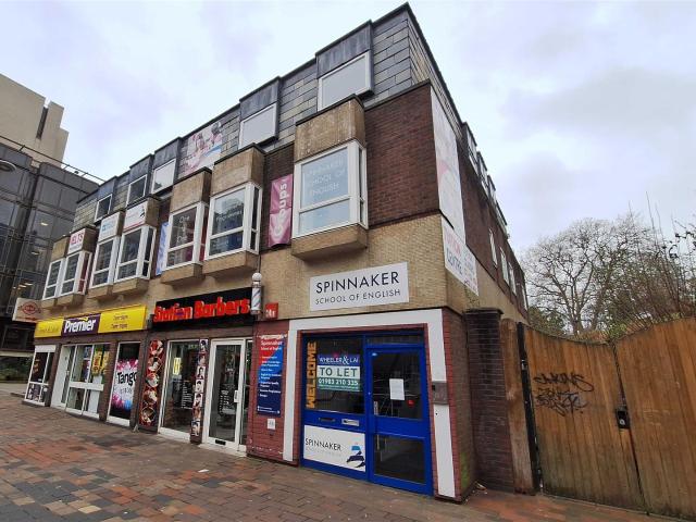 Flat for rent in Portsea, City Of Portsmouth