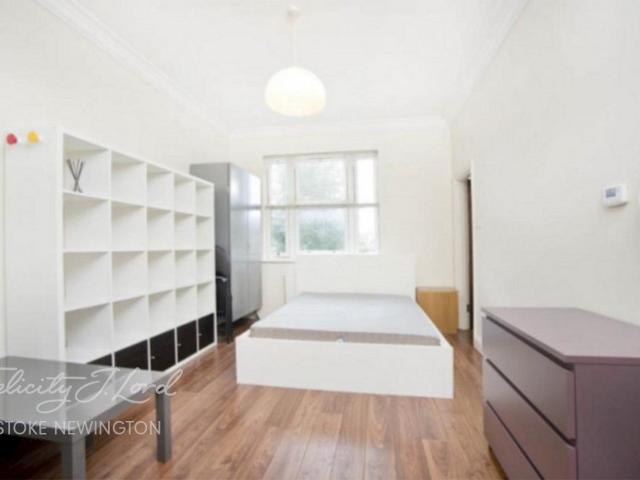 Flat for rent in South Tottenham, Greater London