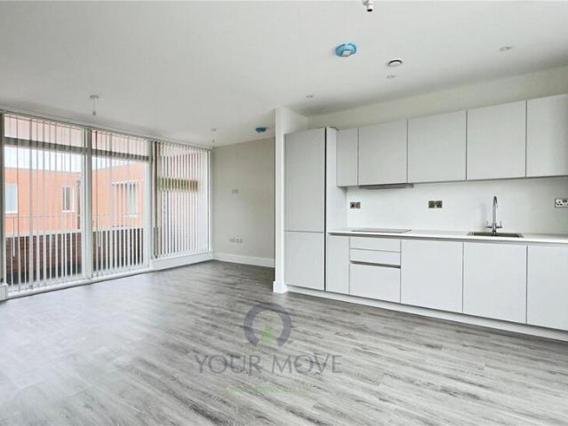 Flat for rent in Crayford, Greater London