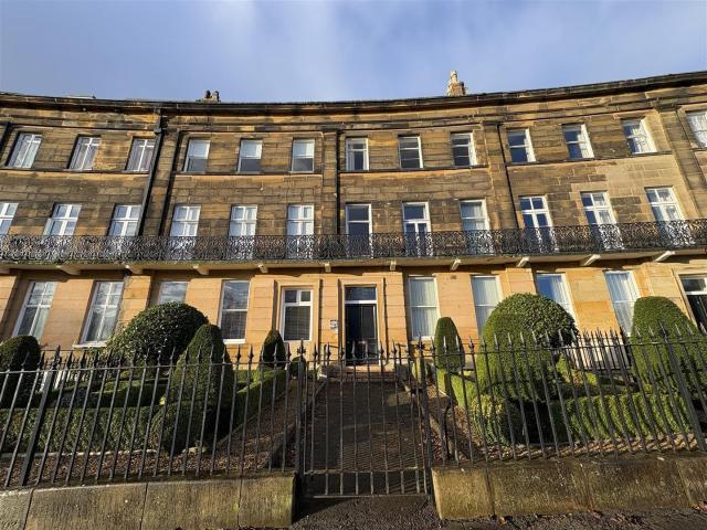 Flat for rent in South Cliff, Kepwick