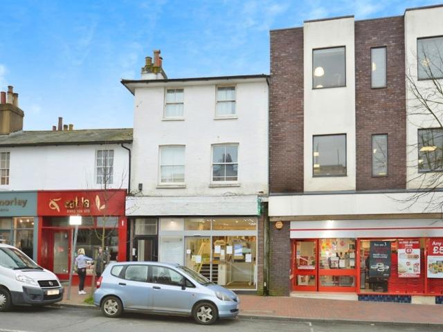 Flat for rent in St James, Sandown Park