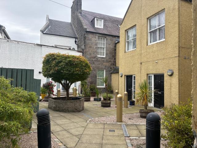 Flat for rent in City Centre, Ballindoch