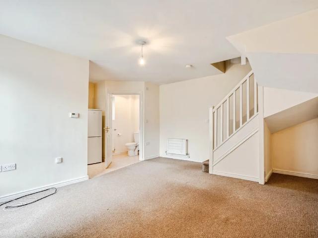 Flat for rent in Havercroft, West Yorkshire