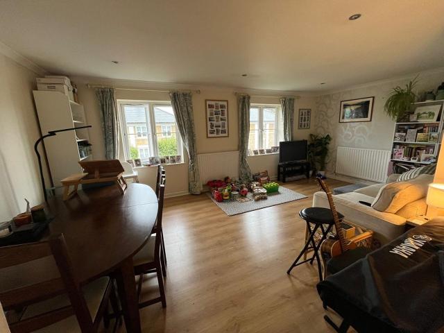 Flat for rent in London Borough of Hounslow, Greater London