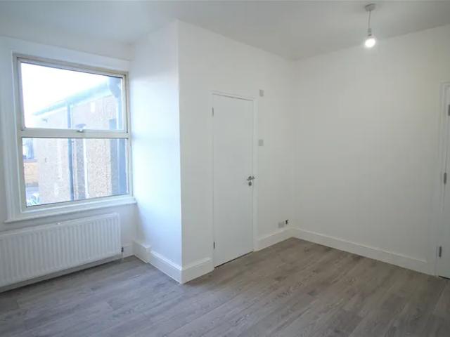 Flat for rent in North Watford