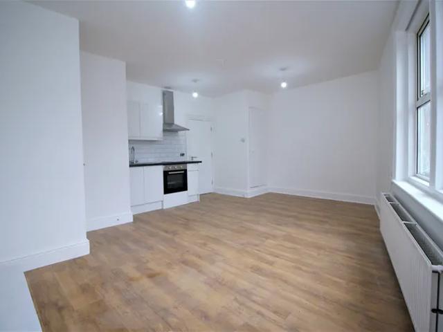 Flat for rent in North Watford