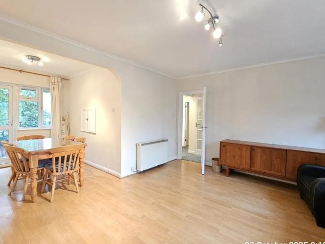 Flat for rent in Finchley, Greater London