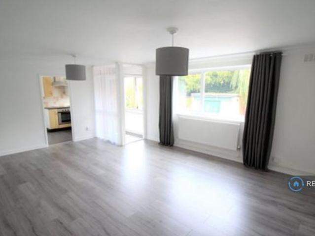 Flat for rent in Tile Hill, Isle Of Man