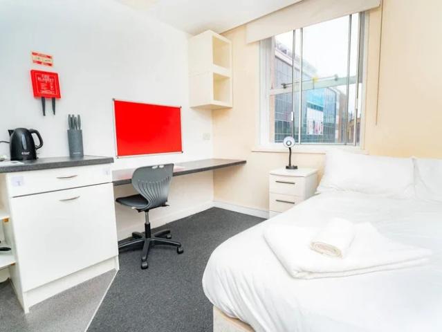 Flat for rent in Hillfields, Coventry