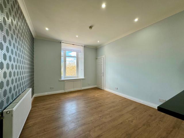 Flat for rent in Orbiston, Bellshill