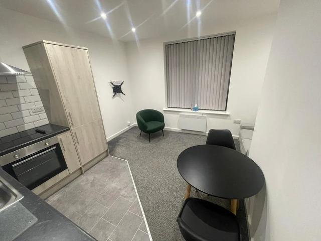 Flat for rent in Pudsey, West Yorkshire