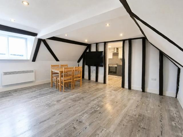Flat for rent in Broxbourne, Hertfordshire
