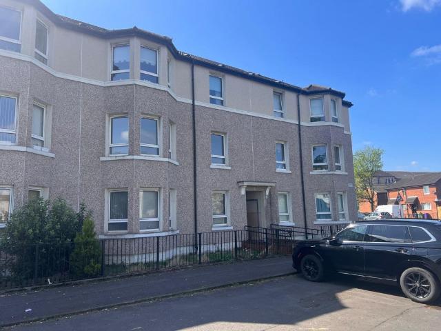 Flat for rent in Govan, Scotland